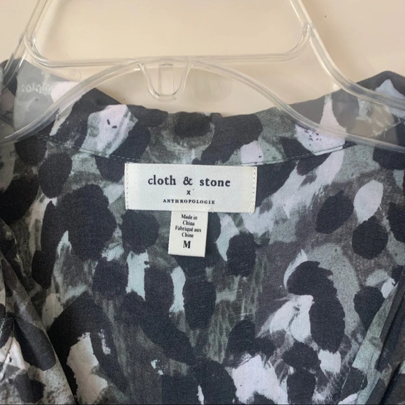Cloth & Stone Anthropologie Leopard Print Button Tie Front Top size M - Picture 3 of 7